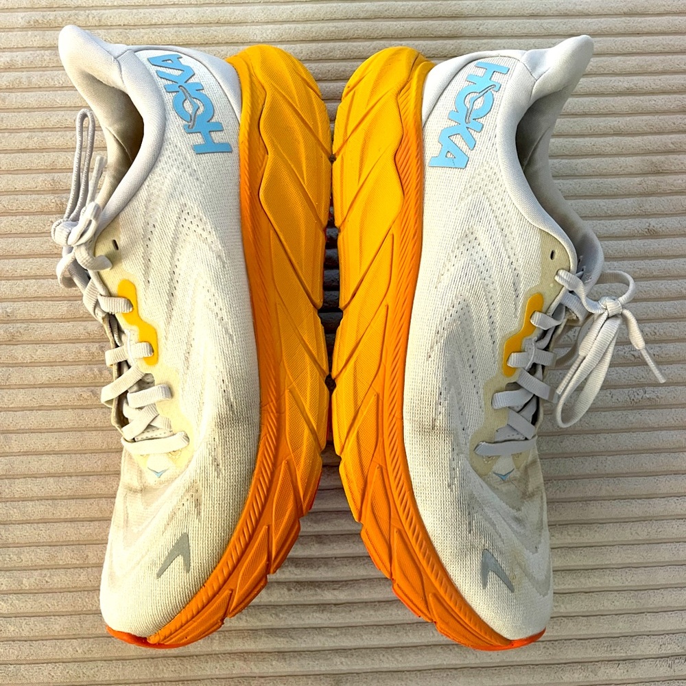 HOKA ONE ONE ARAHI 6 Sunlit Orange Creamsicle White Stability Running Shoes 7.5